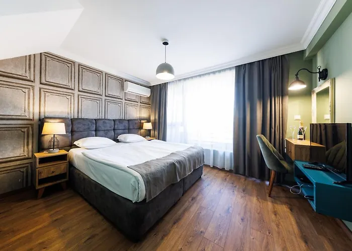 Avenue Hotel - Free Parking