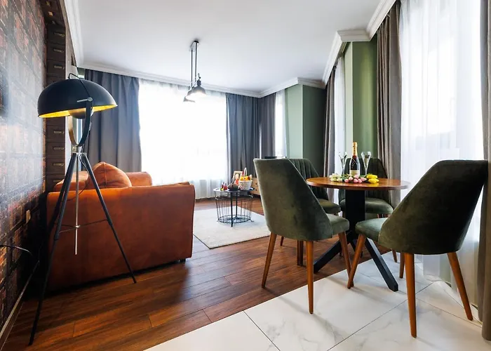 Avenue Hotel - Free Parking